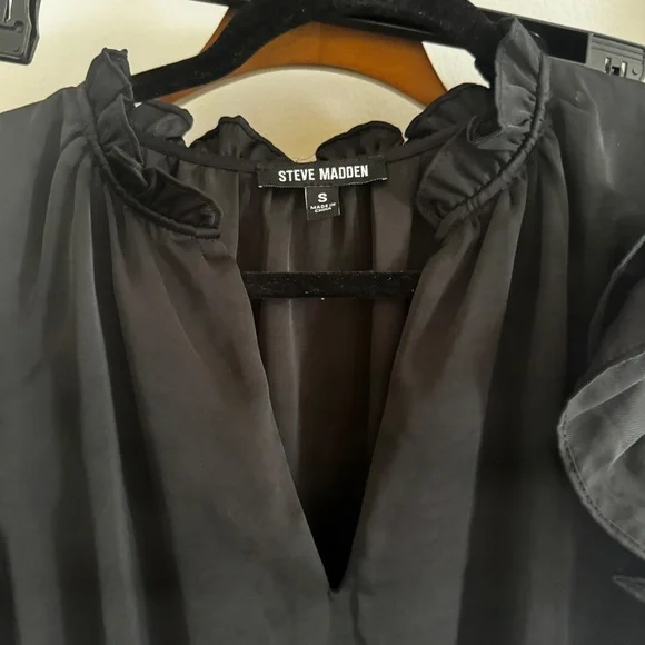 Steve Madden Prairie Dreams Satin V-Neck Ruffle Cap Sleeve Mini Blouson Dress S - Picture 8 of 16